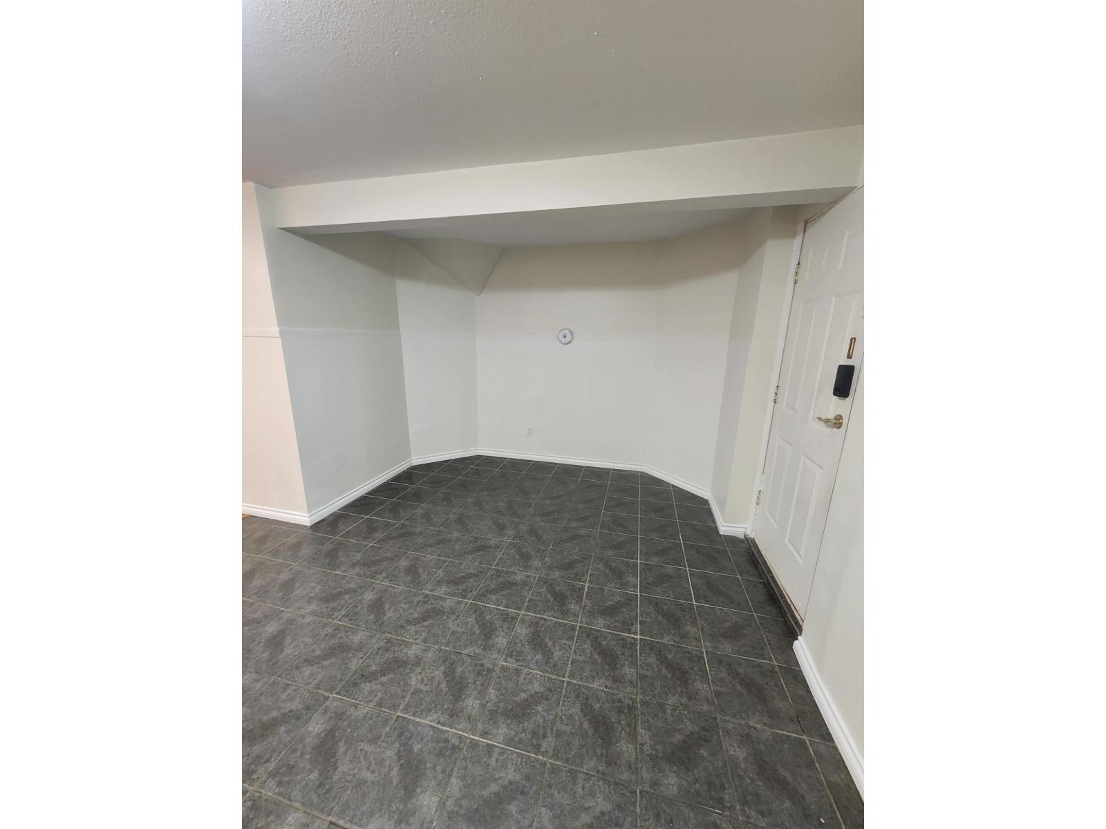 16521 GLENWOOD S (BSMT) CRESCENT, Surrey, British Columbia