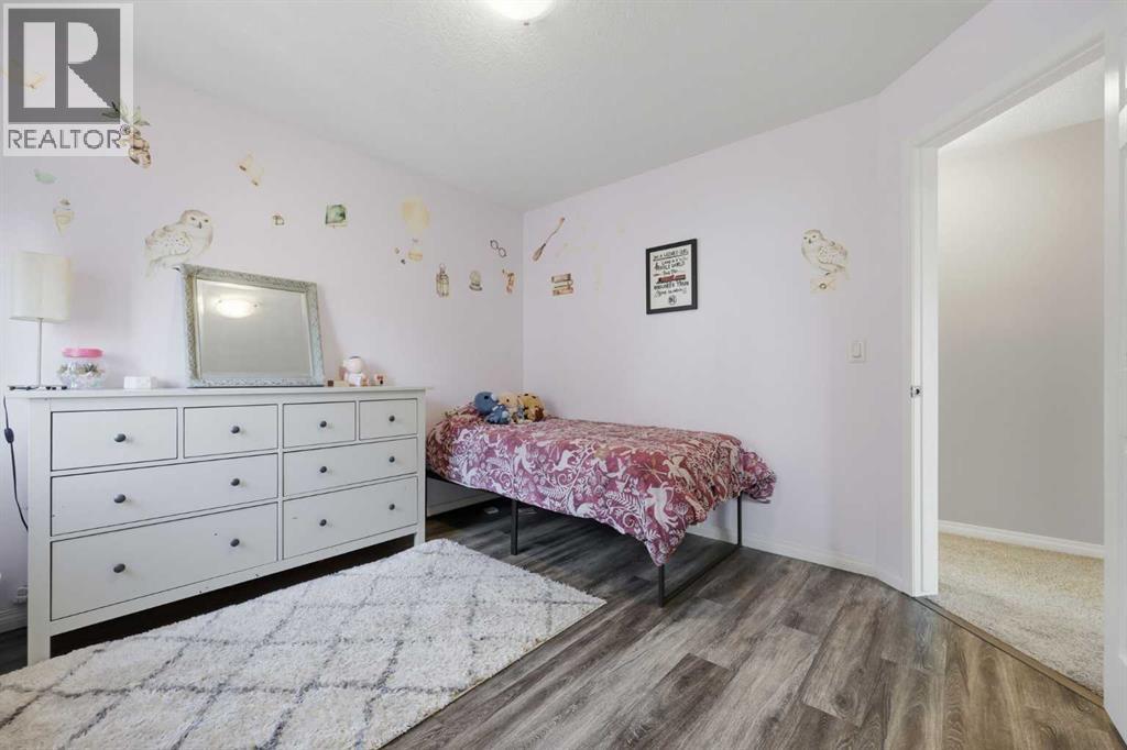 307 Valley Crest Court Nw, Calgary, Alberta  T3B 5Y4 - Photo 31 - A2283685