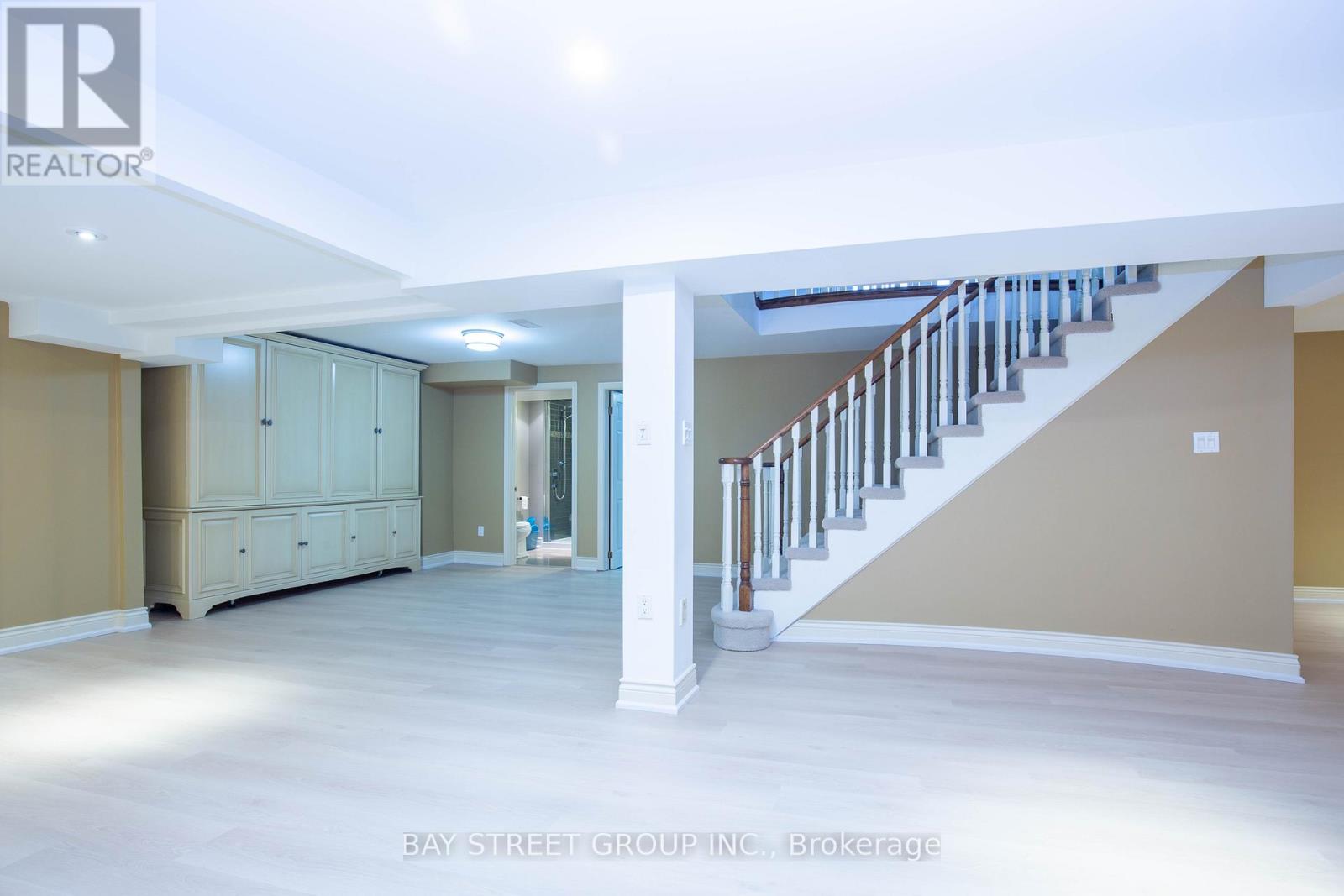 2191 Dunvegan Avenue, Oakville, Ontario  L6J 6P2 - Photo 46 - W12631912