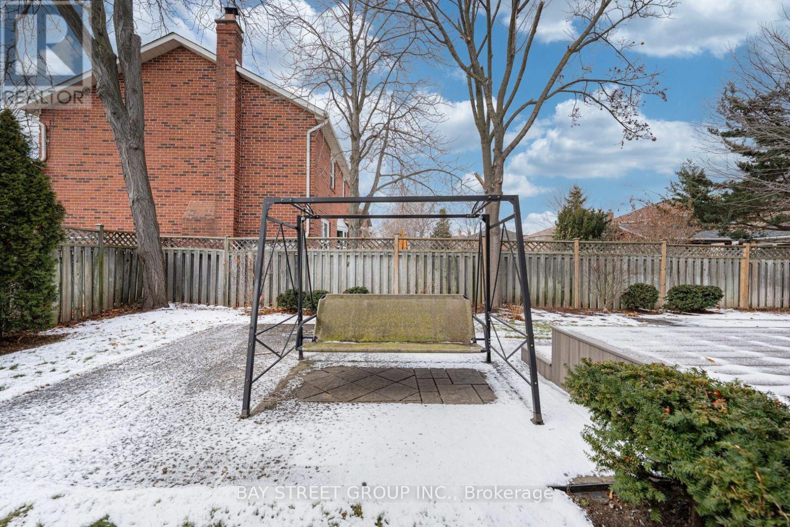 2191 Dunvegan Avenue, Oakville, Ontario  L6J 6P2 - Photo 49 - W12631912