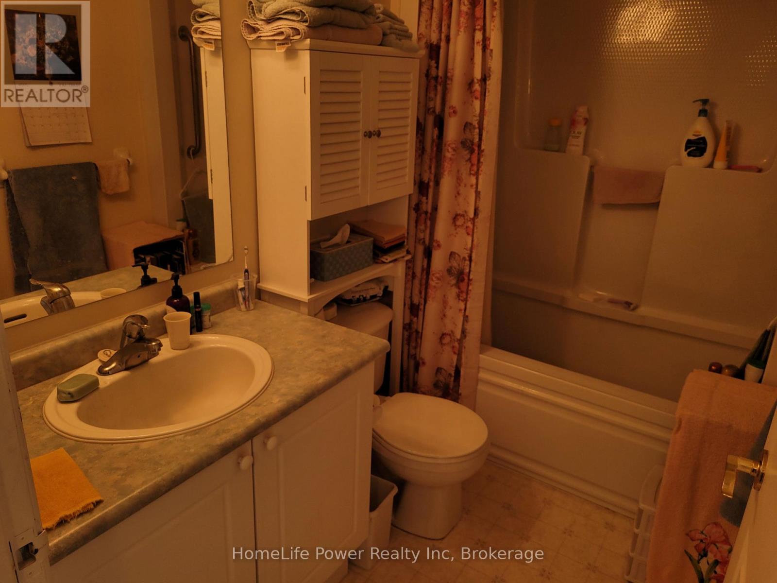 311 - 20 St George Street, Kitchener, Ontario  N2G 2S7 - Photo 14 - X12764412