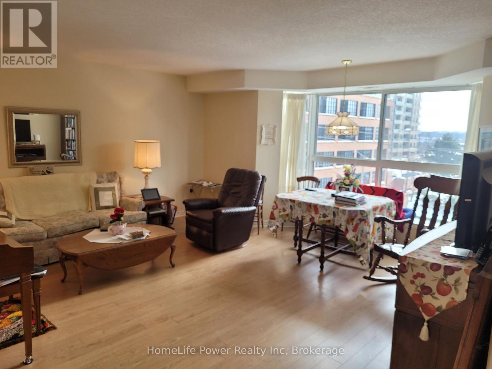 311 - 20 St George Street, Kitchener, Ontario  N2G 2S7 - Photo 4 - X12764412