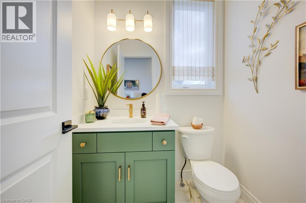 109 Thackeray Way, Harriston, Ontario  N0G 1Z0 - Photo 4 - 40727667