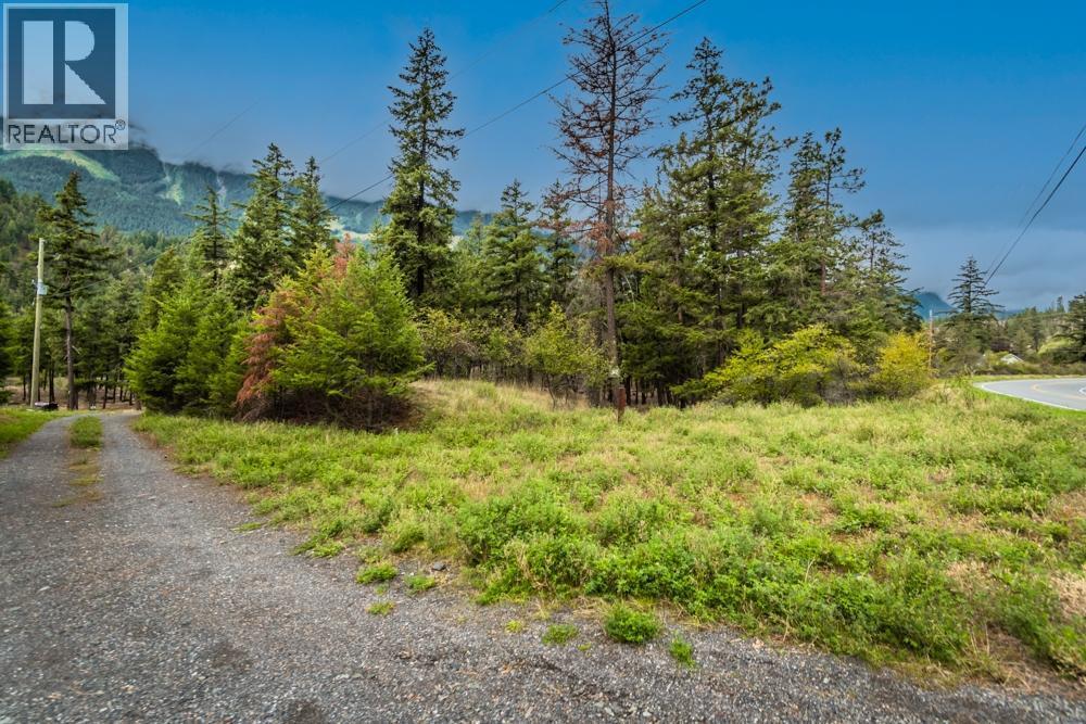 5225 12 Highway, Lillooet, British Columbia  V0K 1V0 - Photo 4 - 10374829