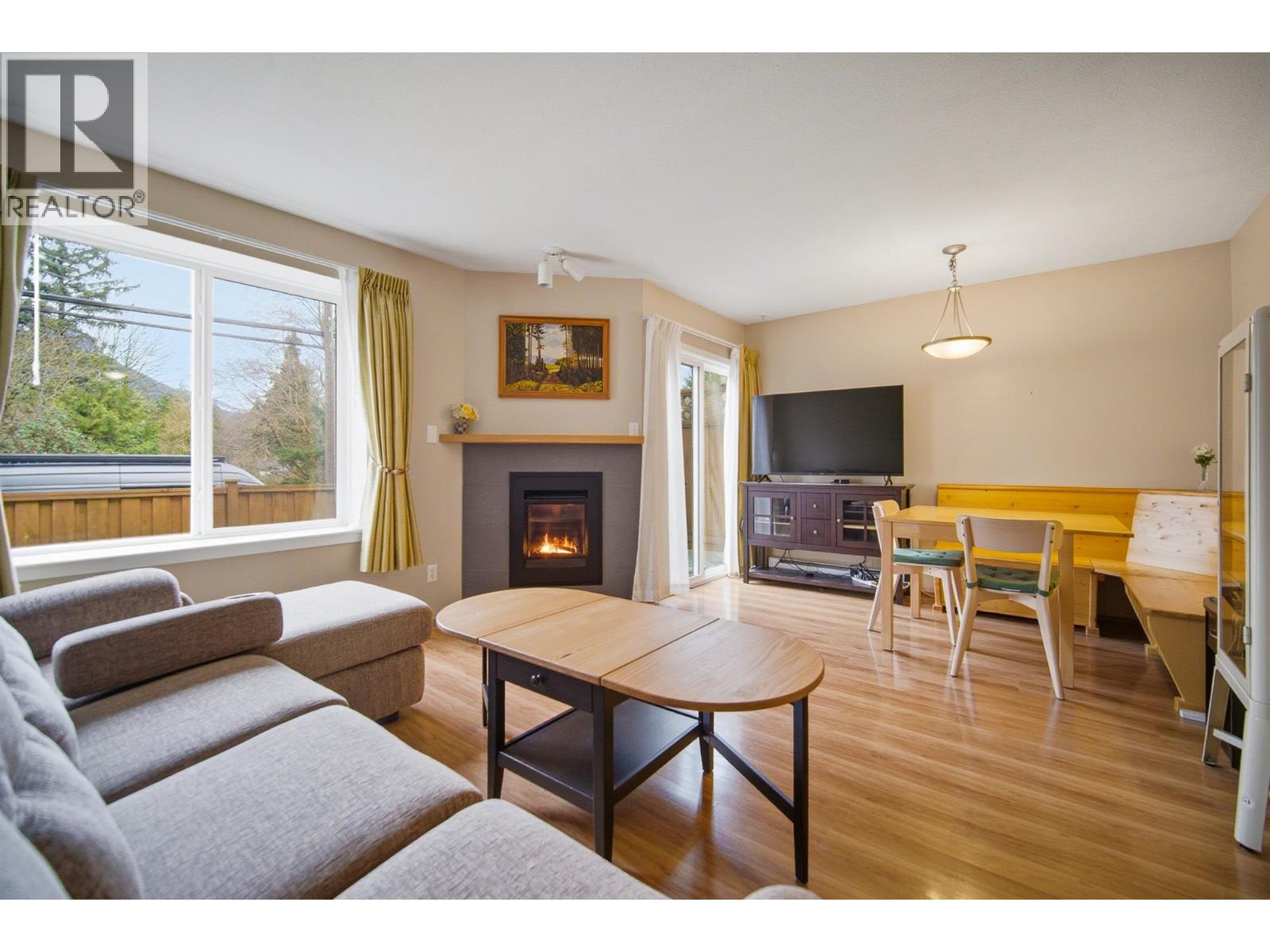 11 40200 GOVERNMENT ROAD, Squamish, British Columbia