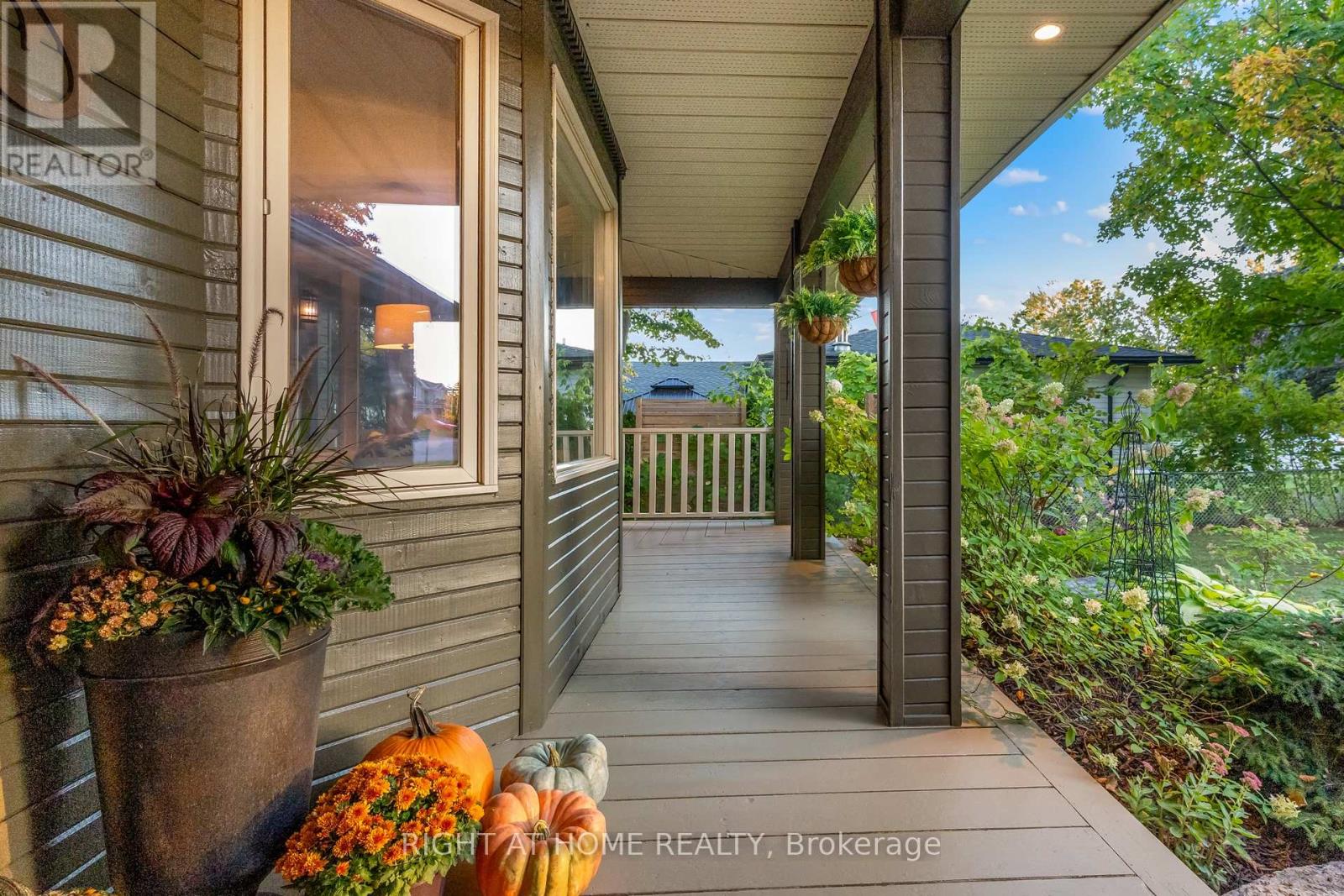 2255 Douglas Avenue, Innisfil, Ontario  L9S 2C5 - Photo 7 - N12565284