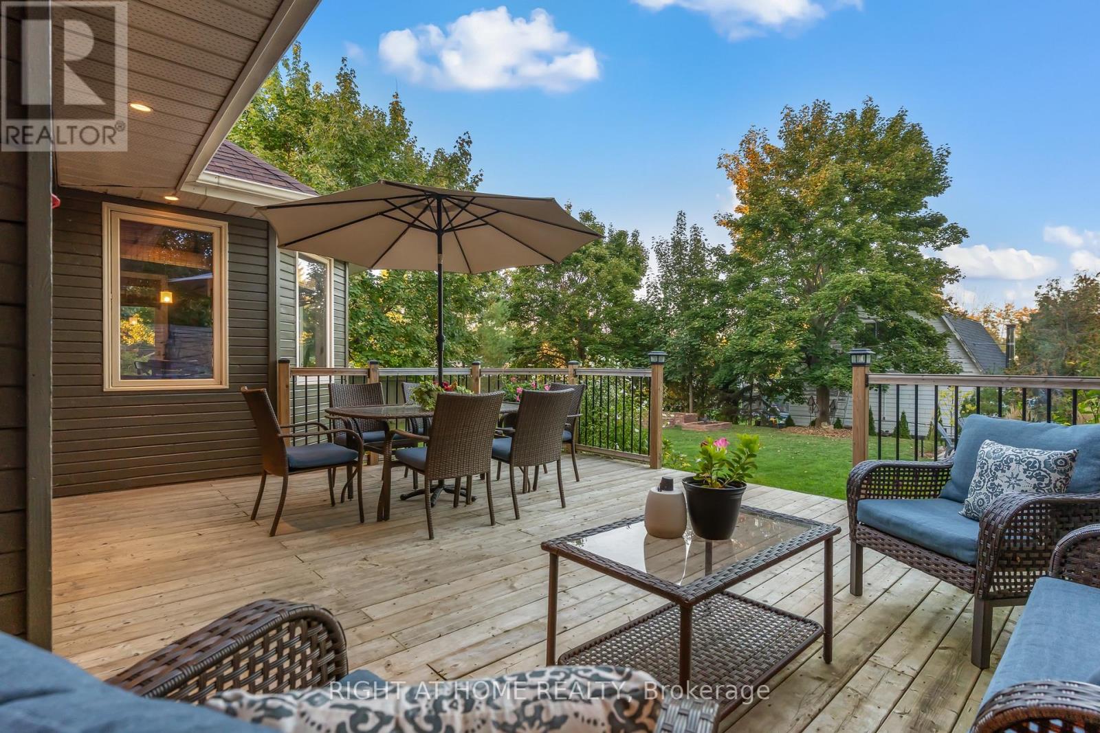 2255 Douglas Avenue, Innisfil, Ontario  L9S 2C5 - Photo 39 - N12565284