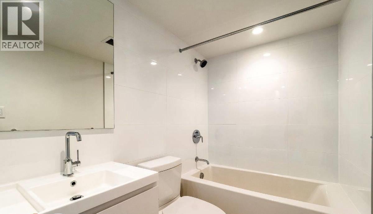 1133 Hornby Street, Vancouver, British Columbia  V6Z 1W1 - Photo 1 - R3087294