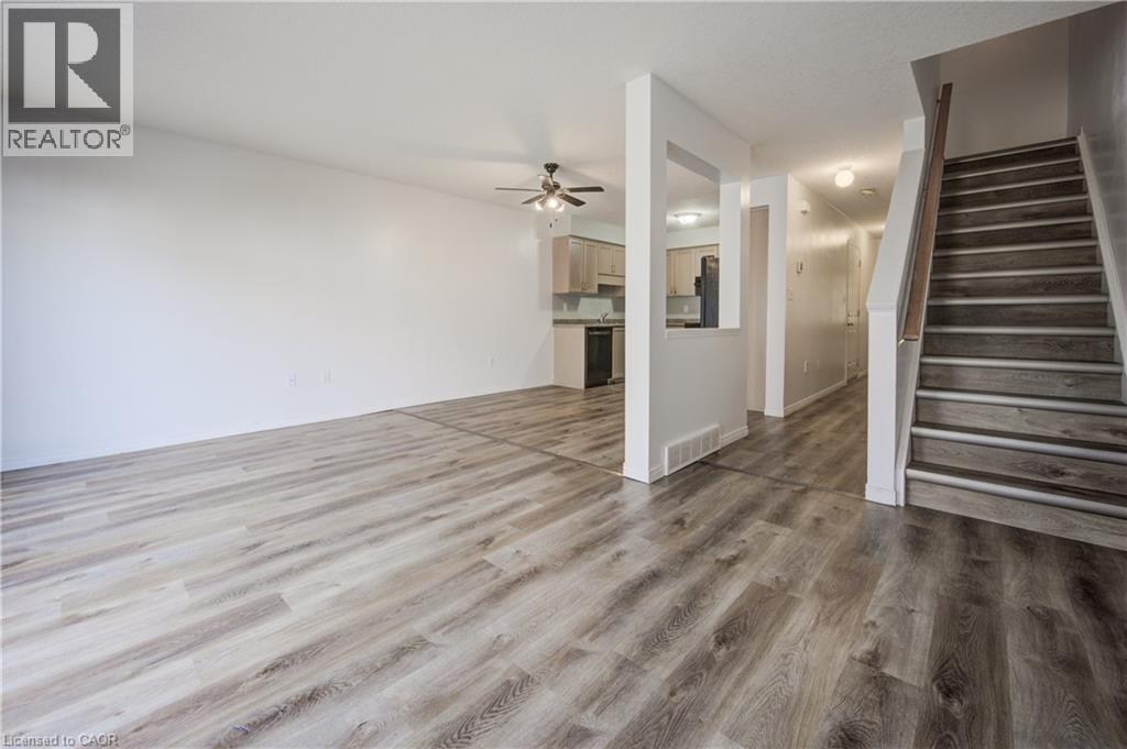 110 Activa Avenue Unit# C18, Kitchener, Ontario  N2E 4K4 - Photo 3 - 40803143