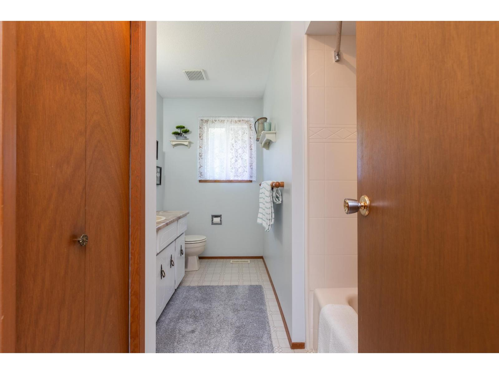 34470 Laburnum Avenue, Abbotsford, British Columbia  V2S 4V2 - Photo 22 - R3087050