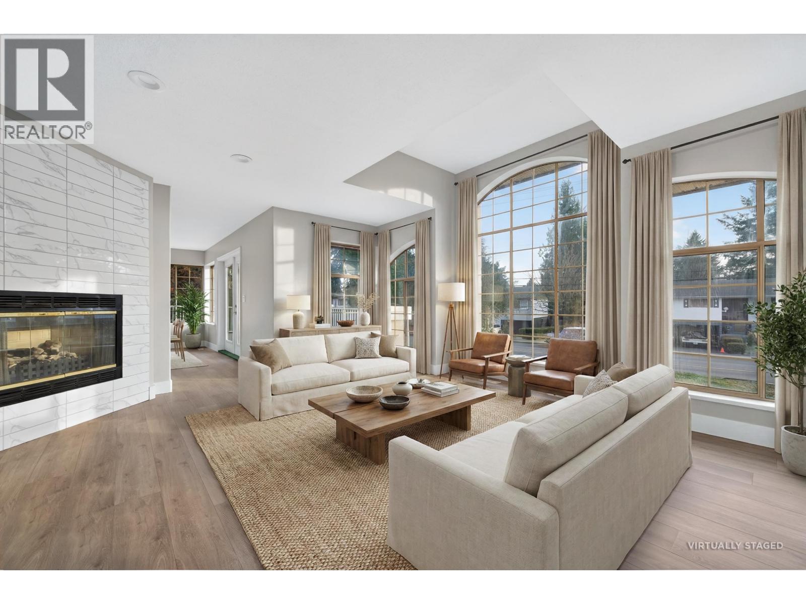 21105 River Road, Maple Ridge, British Columbia  V2X 2A1 - Photo 1 - R3087205