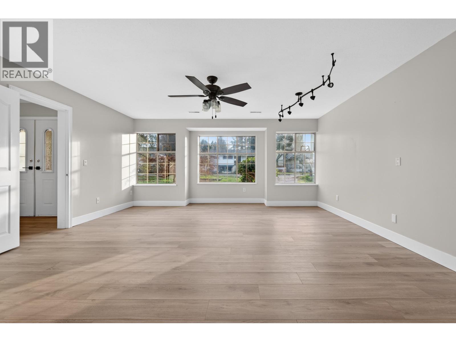 21105 River Road, Maple Ridge, British Columbia  V2X 2A1 - Photo 7 - R3087205