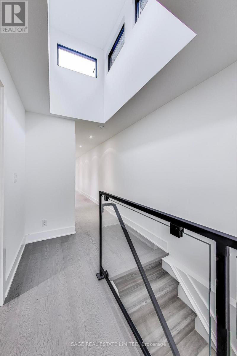 2nd - 2549 Yonge Street, Toronto, Ontario  M4P 2H9 - Photo 12 - C12764418