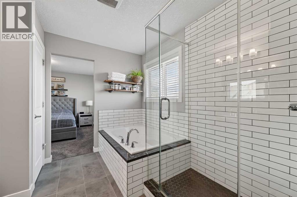 143 Cranarch Crescent Se, Calgary, Alberta  T3M 2J2 - Photo 36 - A2280639