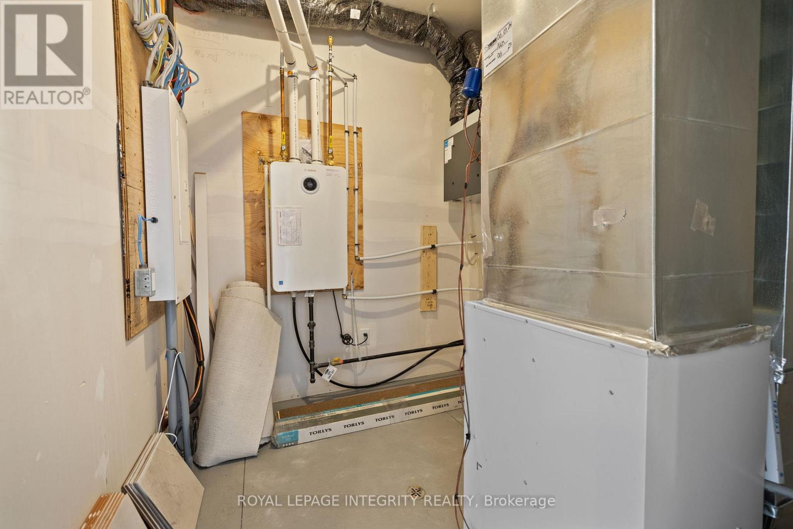 302 Parnian Private, Ottawa, Ontario  K2J 6H3 - Photo 15 - X12764428