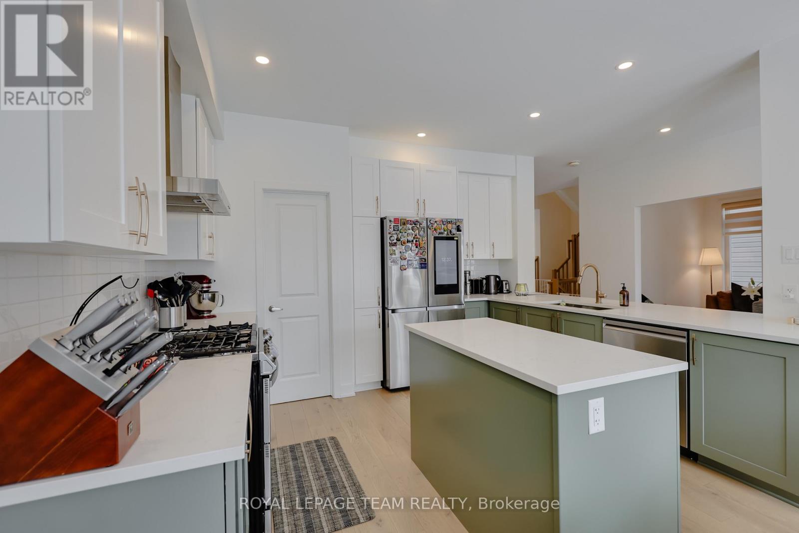 844 Beckton Heights, Ottawa, Ontario  K2S 2X9 - Photo 15 - X12764488