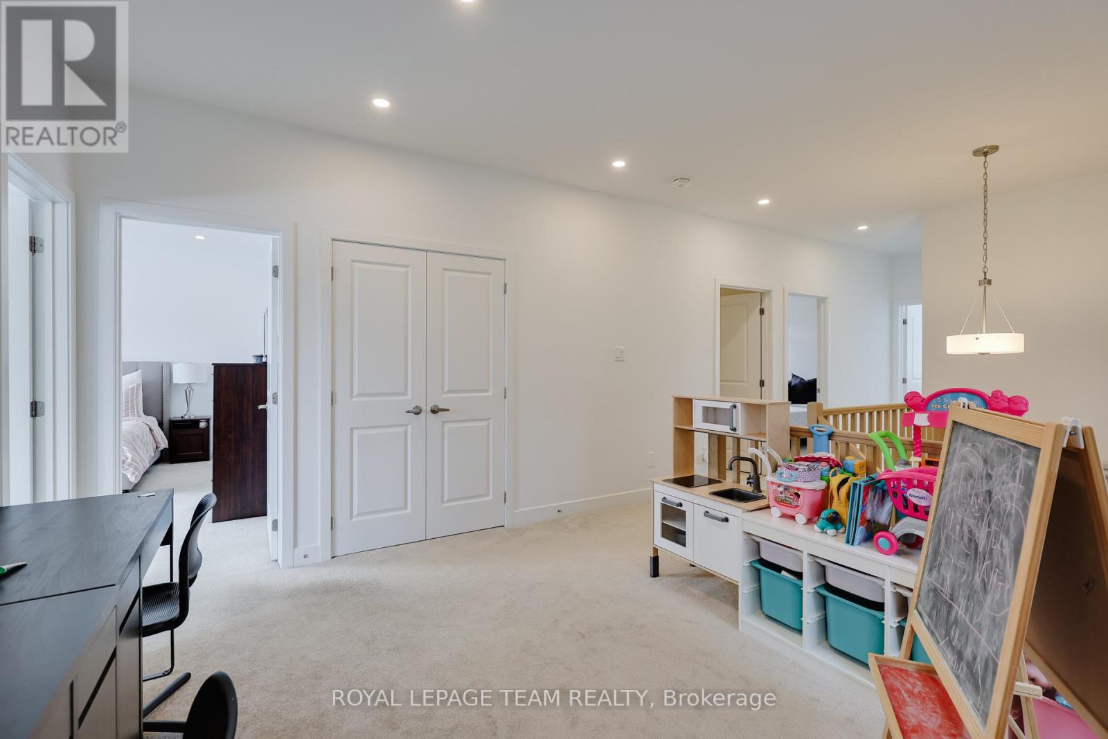 844 Beckton Heights, Ottawa, Ontario  K2S 2X9 - Photo 29 - X12764488