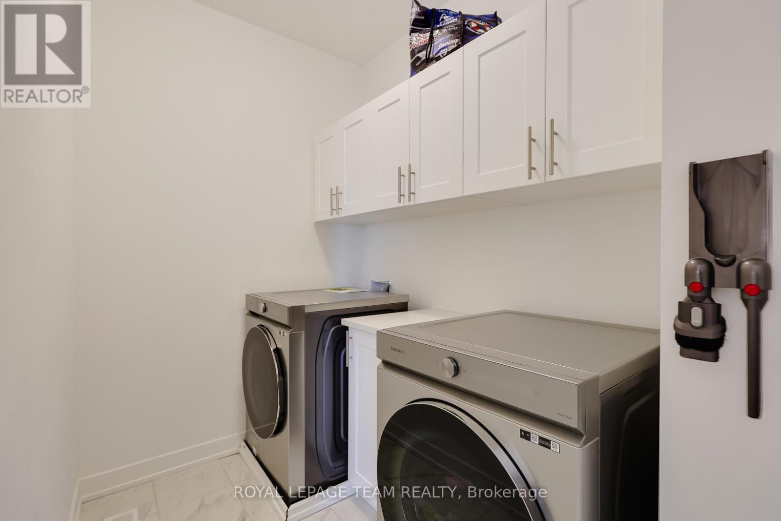 844 Beckton Heights, Ottawa, Ontario  K2S 2X9 - Photo 41 - X12764488