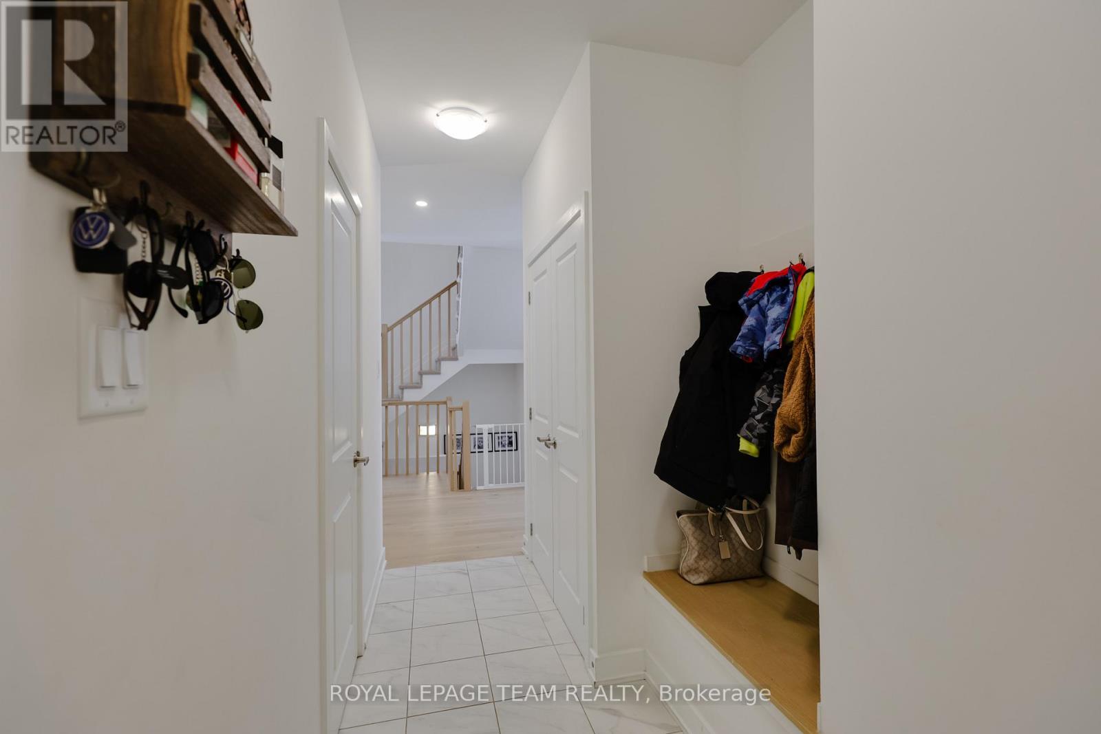 844 Beckton Heights, Ottawa, Ontario  K2S 2X9 - Photo 7 - X12764488