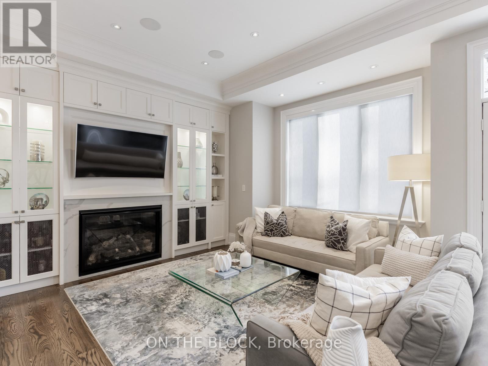 225 Joicey Boulevard, Toronto, Ontario  M5M 2V4 - Photo 12 - C12764436