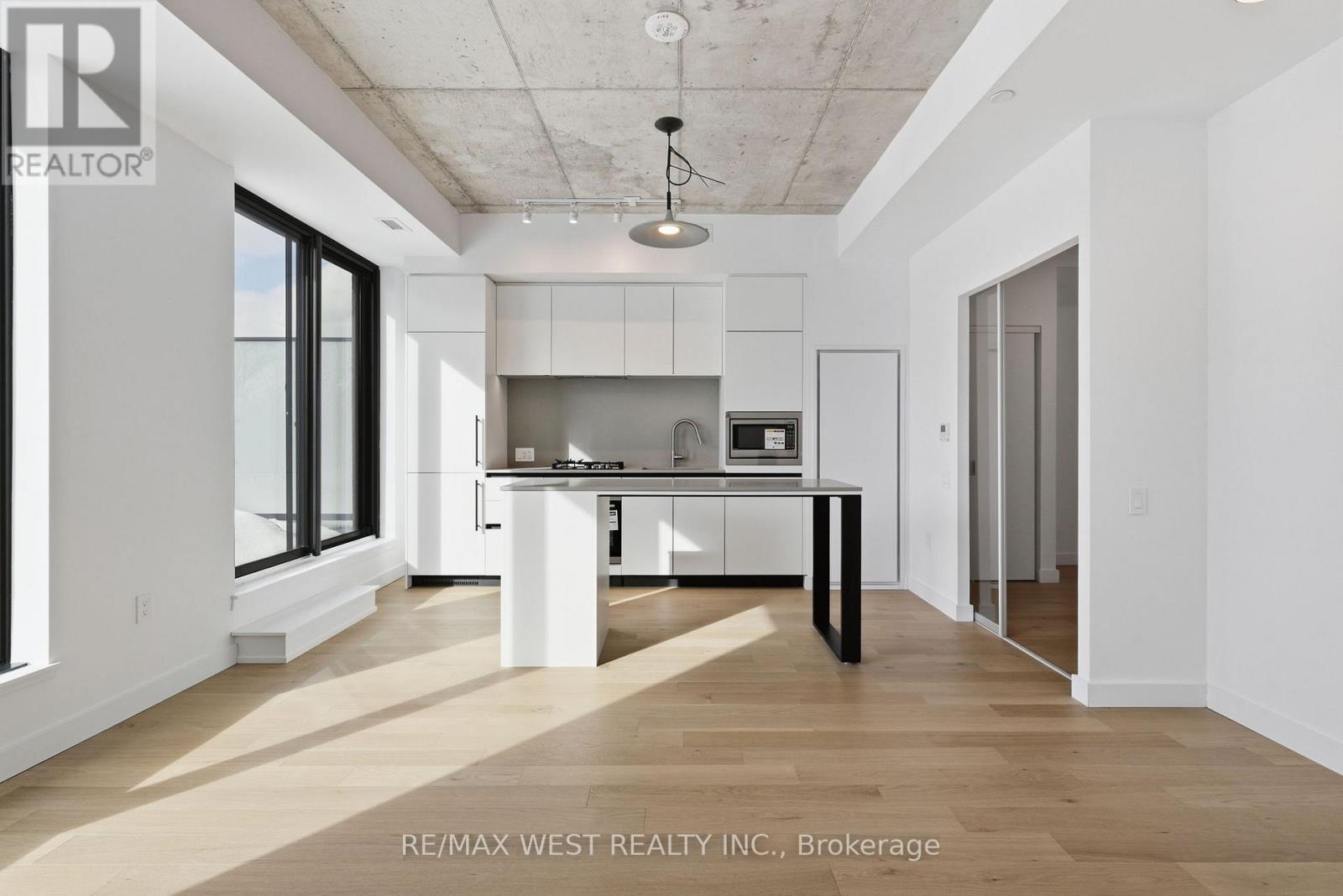 611 - 1720 Bayview Avenue W, Toronto (Mount Pleasant East), Ontario  M4G 3C4 - Photo 2 - C12764486