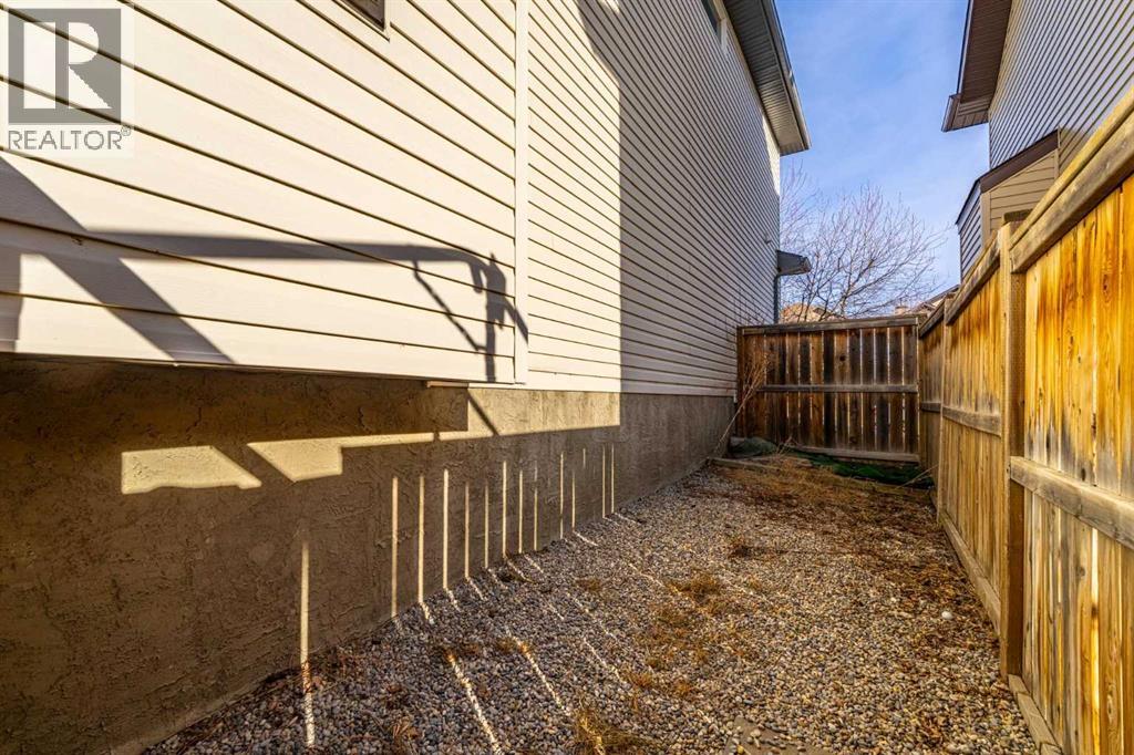 28 Crystal Shores Heights, Okotoks, Alberta  T1S 2K8 - Photo 33 - A2281479