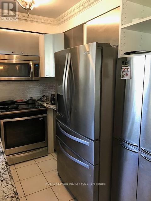 36 Eli Shackelton Court E, Toronto, Ontario  M1E 5K3 - Photo 2 - E12764514