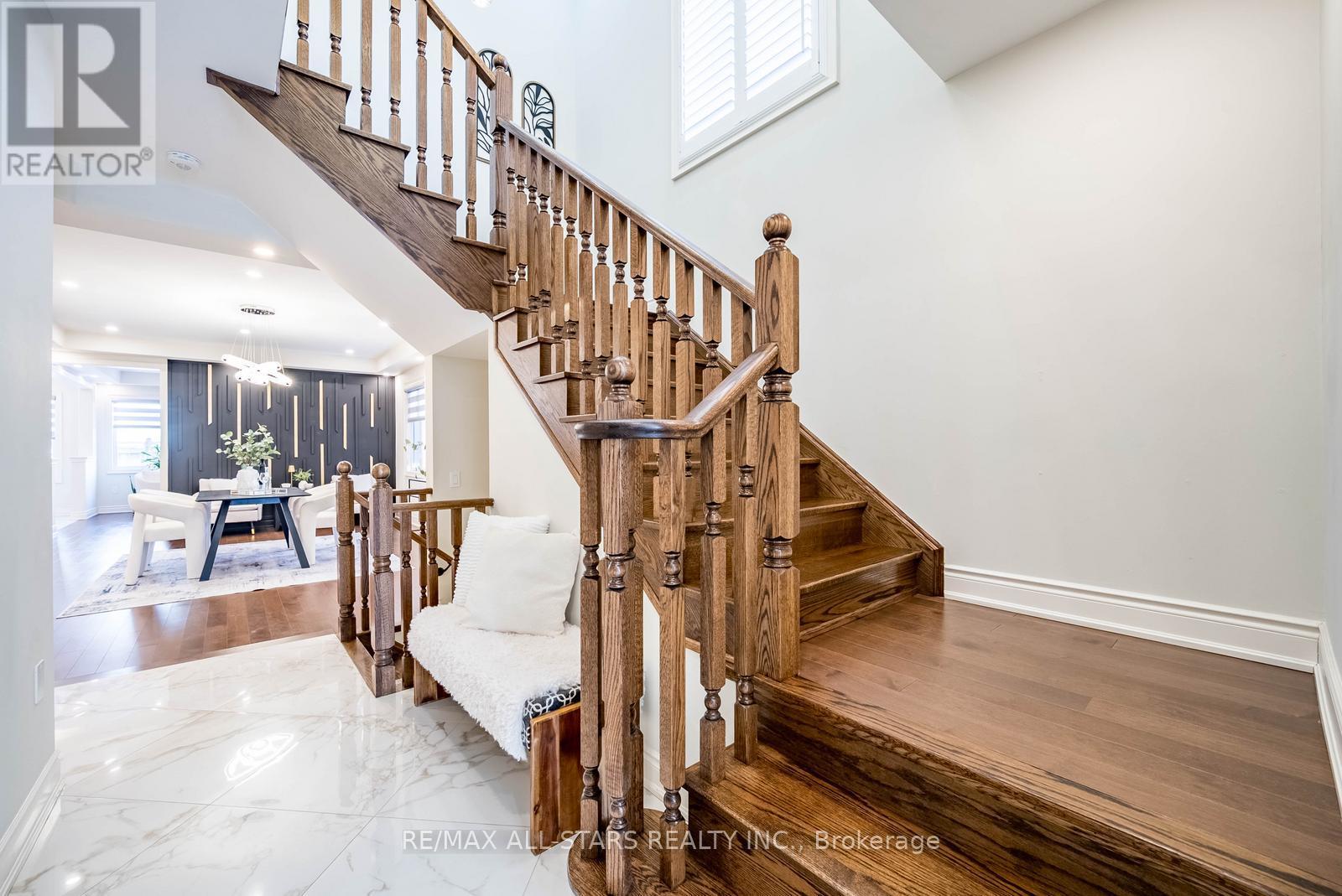 170 Fallharvest Way, Whitchurch-Stouffville, Ontario  L4A 5A2 - Photo 6 - N12764434