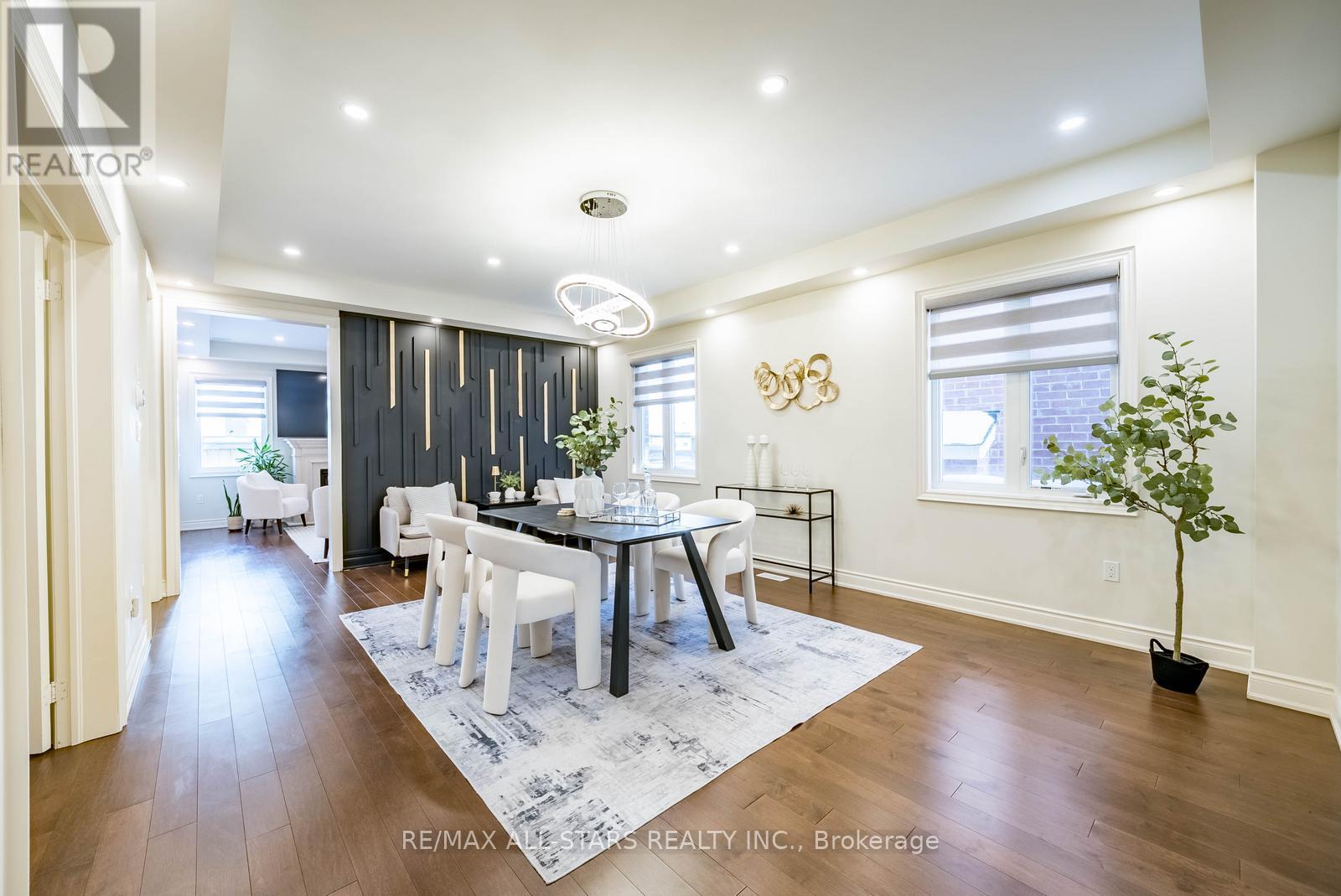 170 Fallharvest Way, Whitchurch-Stouffville, Ontario  L4A 5A2 - Photo 7 - N12764434