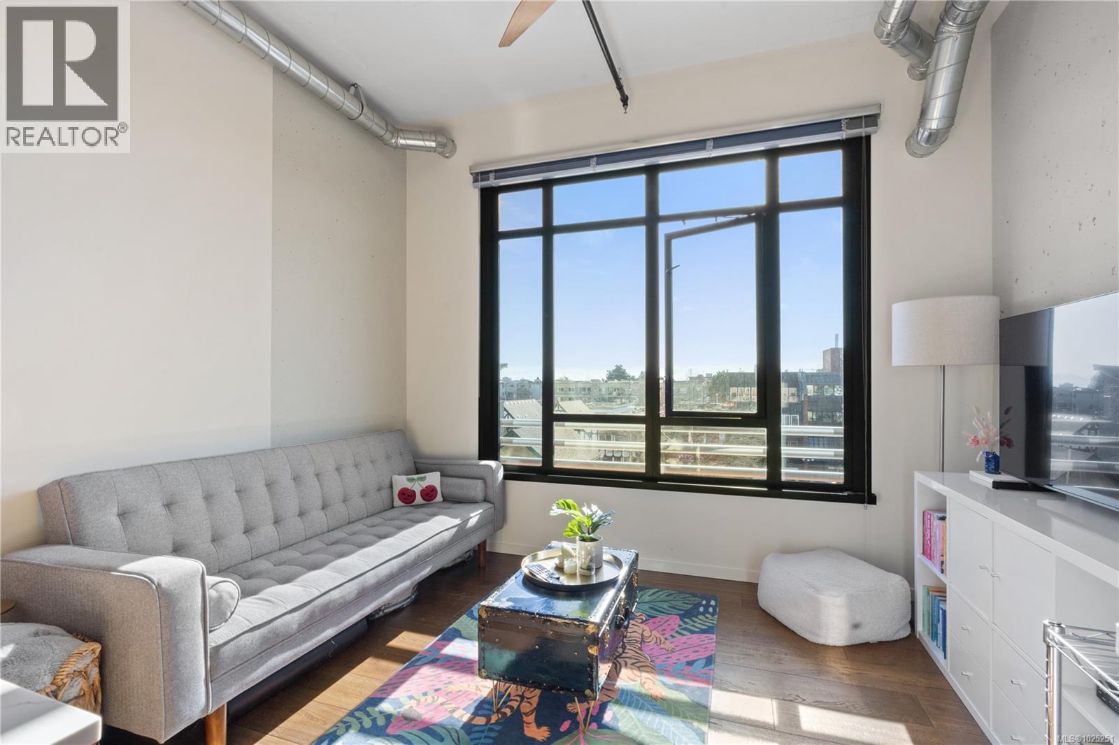 526 1029 View St, Victoria, British Columbia  V8V 0C9 - Photo 10 - 1025251