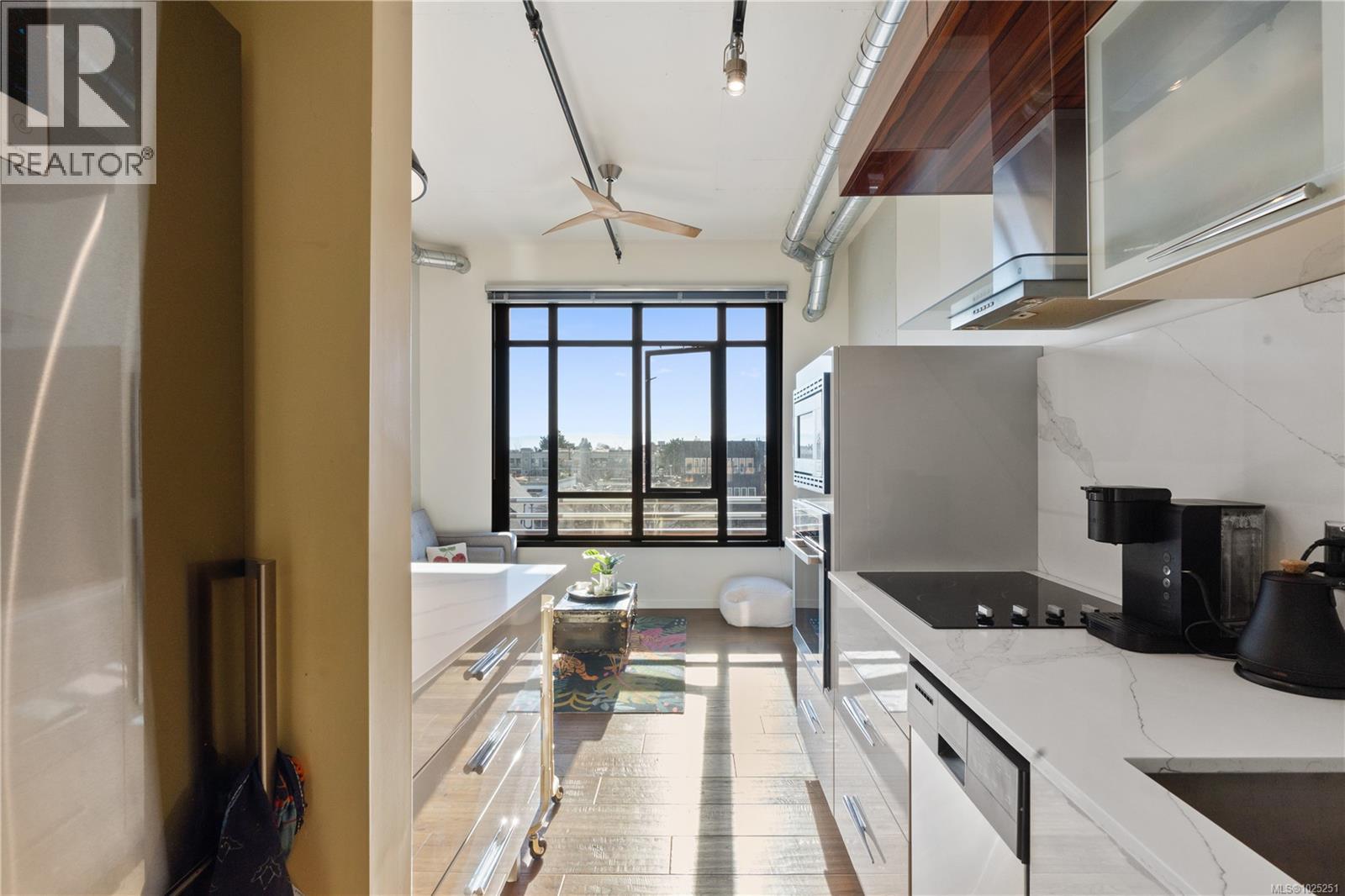 526 1029 View St, Victoria, British Columbia  V8V 0C9 - Photo 17 - 1025251