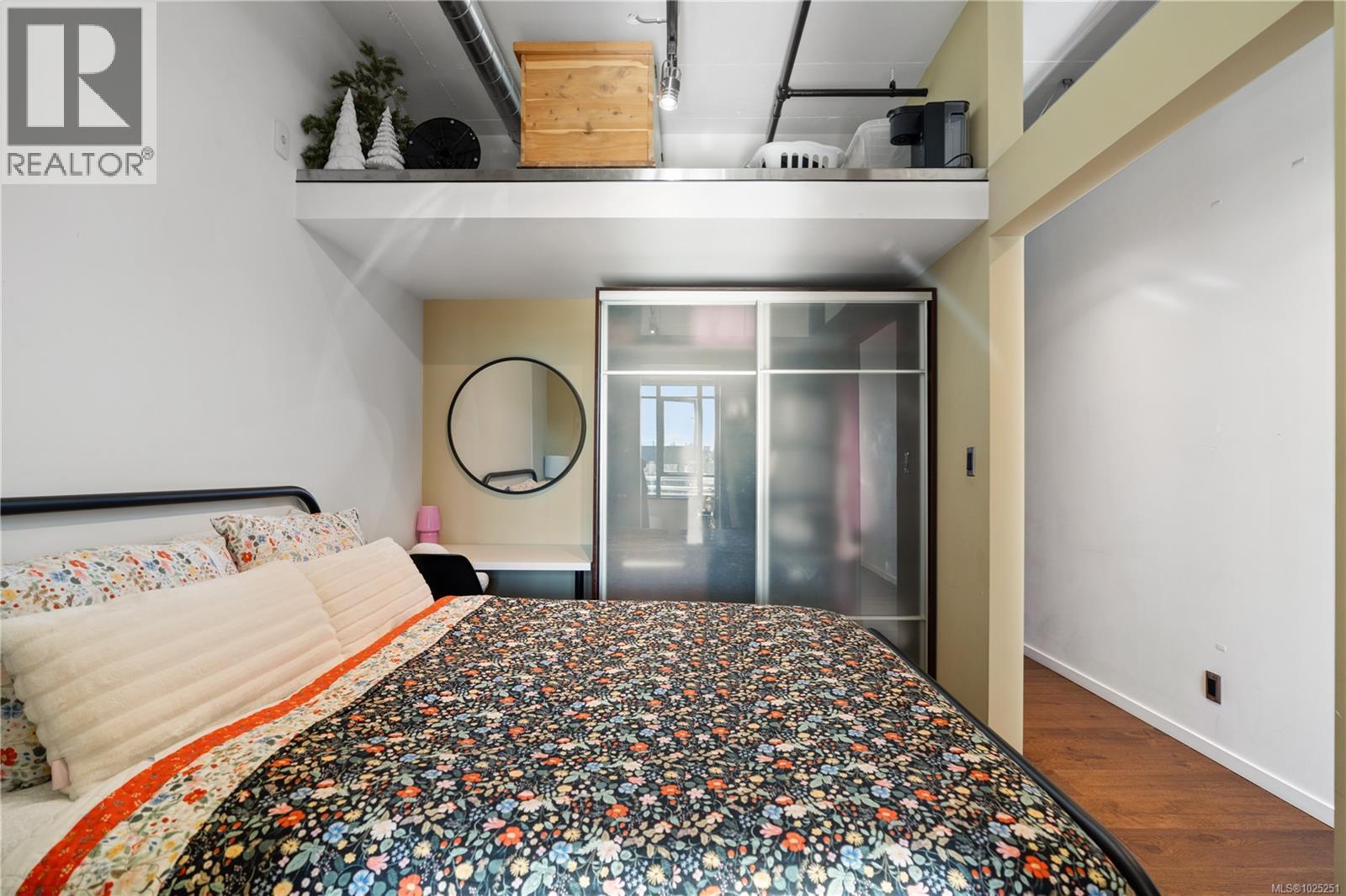 526 1029 View St, Victoria, British Columbia  V8V 0C9 - Photo 7 - 1025251