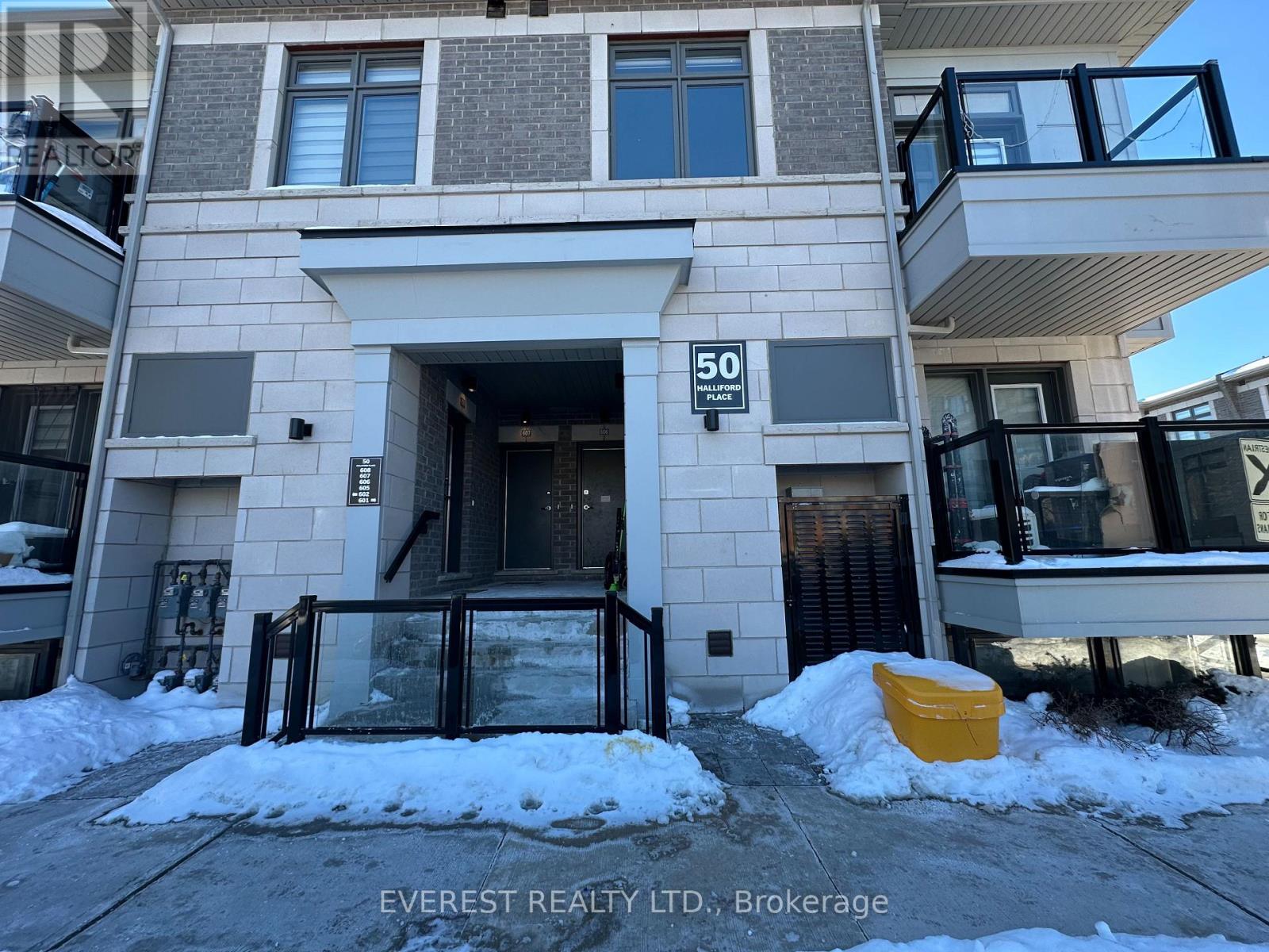 606 - 50 Halliford Place, Brampton (Goreway Drive Corridor), Ontario  L6P 4R1 - Photo 1 - W12764480