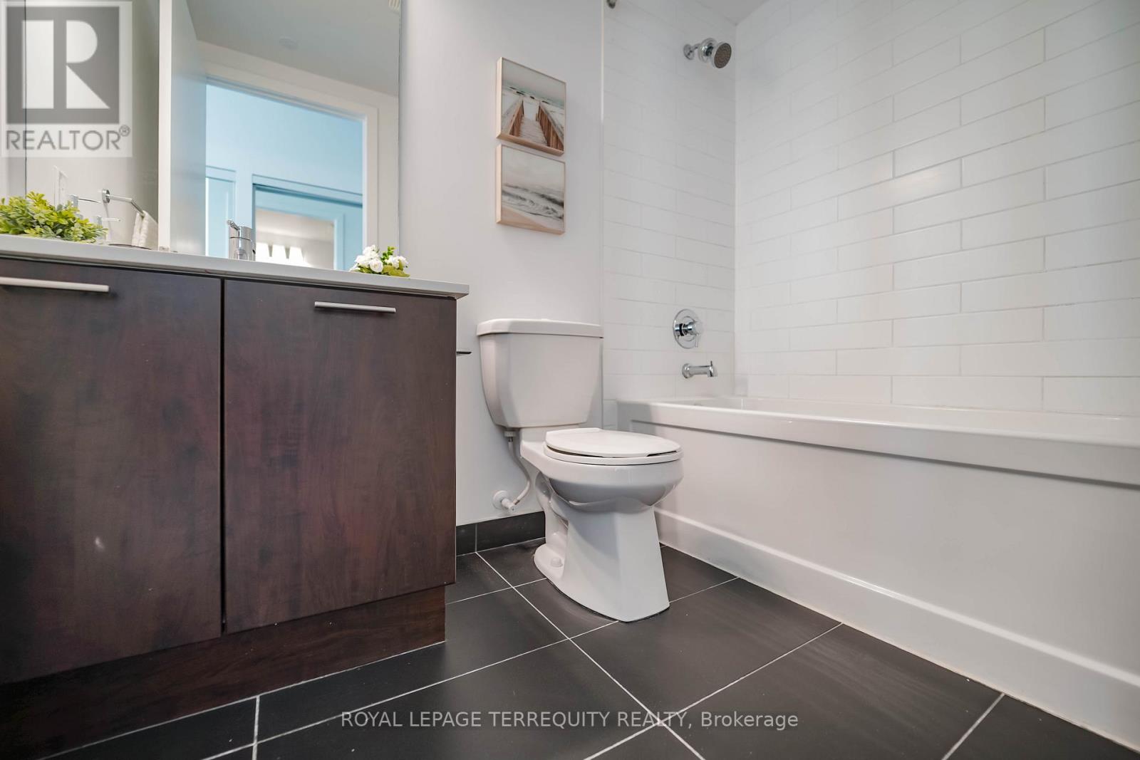 4007 - 2200 Lakeshore Boulevard W, Toronto, Ontario  M8V 1A4 - Photo 16 - W12764490