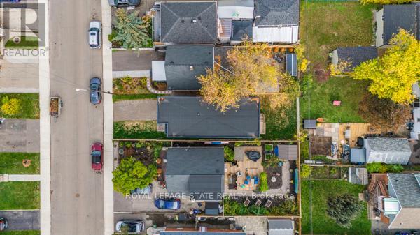 37 Delena Avenue S, Hamilton, Ontario  L9H 1B7 - Photo 45 - X12764510