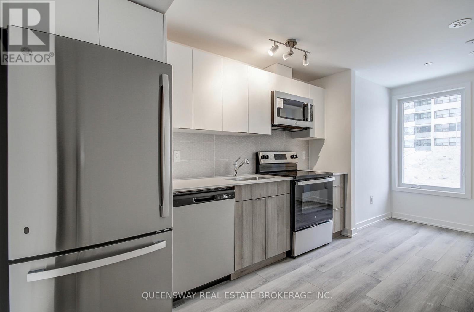 3079 Pharmacy Avenue, Toronto, Ontario  M1T 1H8 - Photo 6 - E12752494