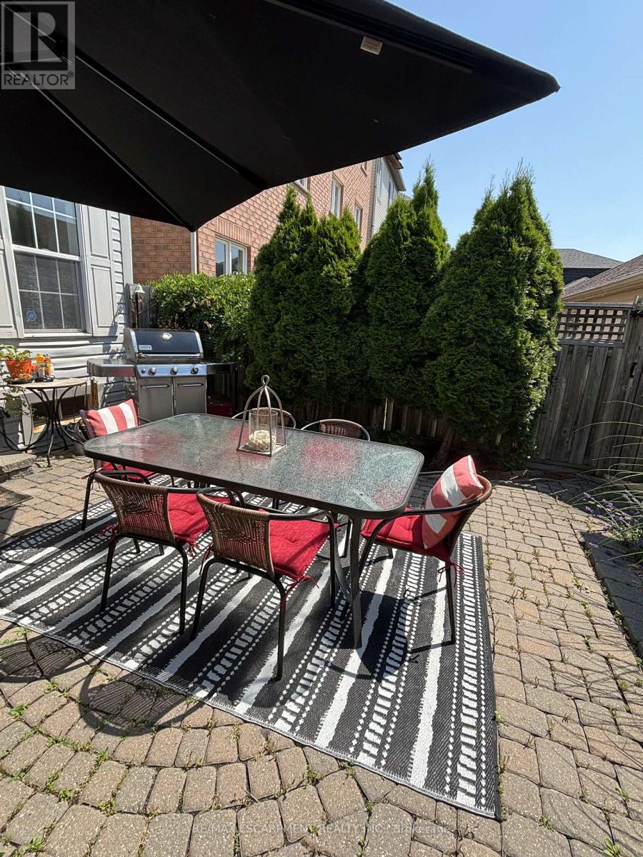 144 Littlewood Drive, Oakville, Ontario  L6H 6T7 - Photo 49 - W12763744