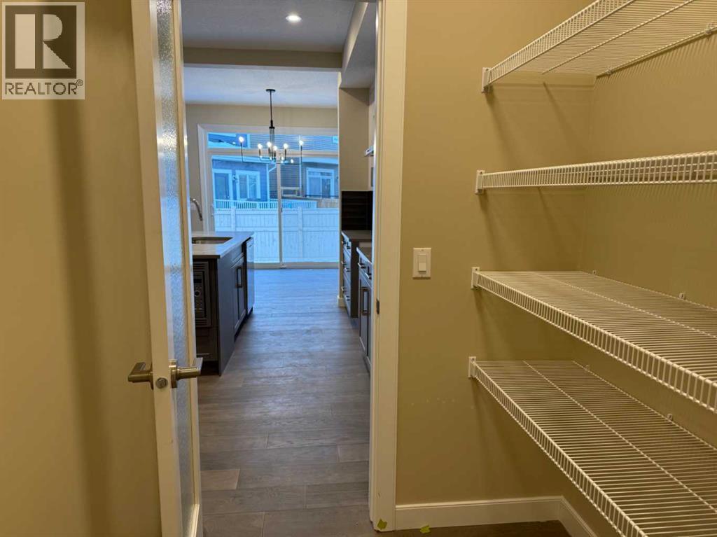 63 Sunrise Heath, Cochrane, Alberta  T4C 3C5 - Photo 8 - A2269947