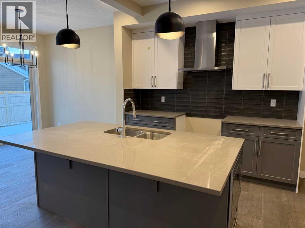 63 Sunrise Heath, Cochrane, Alberta  T4C 3C5 - Photo 13 - A2269947