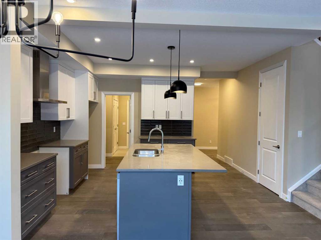 63 Sunrise Heath, Cochrane, Alberta  T4C 3C5 - Photo 15 - A2269947