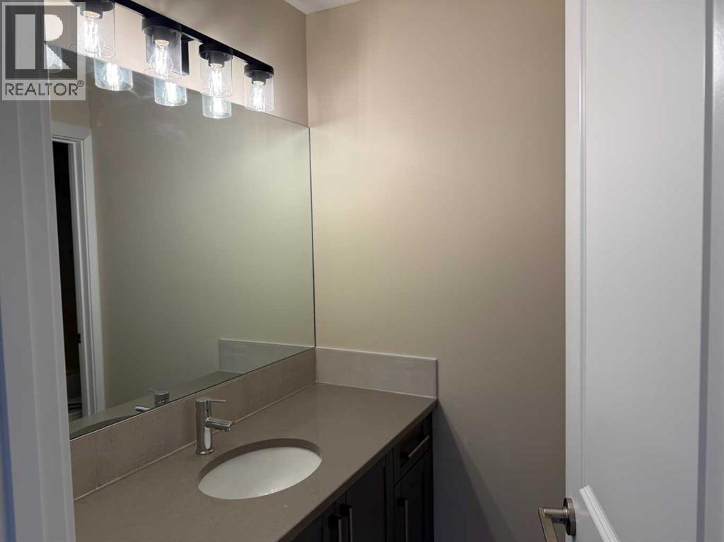 63 Sunrise Heath, Cochrane, Alberta  T4C 3C5 - Photo 29 - A2269947