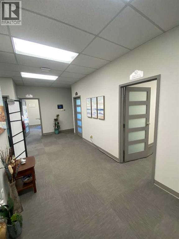 5033 52 Street, Lacombe, Alberta  t4l 2a6 - Photo 9 - A2283771