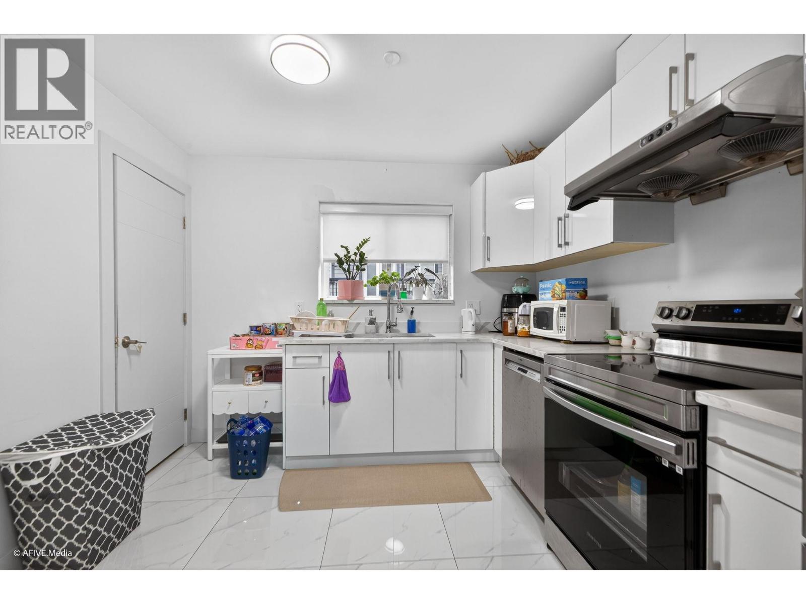 1052 E 50th Avenue, Vancouver, British Columbia  V5X 1B8 - Photo 10 - R3086983