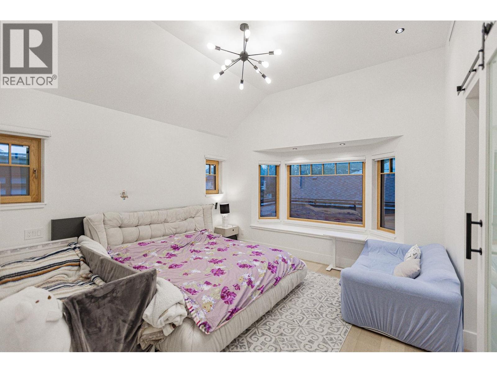 2051 W King Edward Avenue, Vancouver, British Columbia  V6J 2W8 - Photo 4 - R3087288