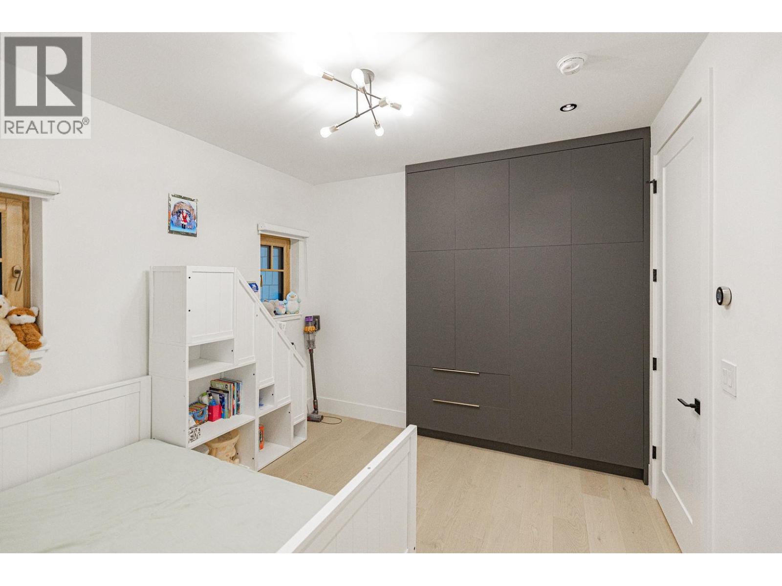 2051 W King Edward Avenue, Vancouver, British Columbia  V6J 2W8 - Photo 2 - R3087288