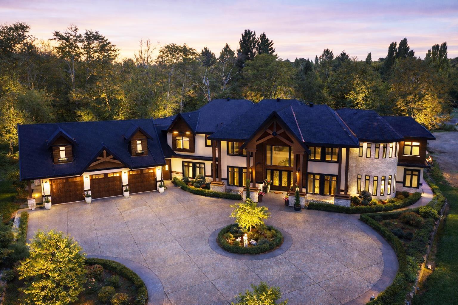 8486 HARVIE ROAD, Surrey, British Columbia