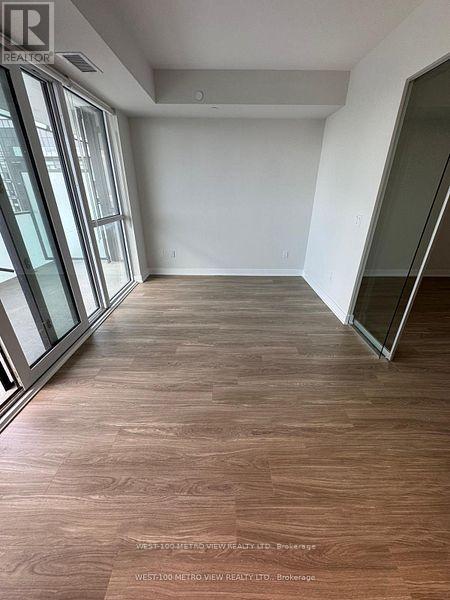 3704 - 430 Square One Drive, Mississauga, Ontario  L5B 0L6 - Photo 8 - W12764536