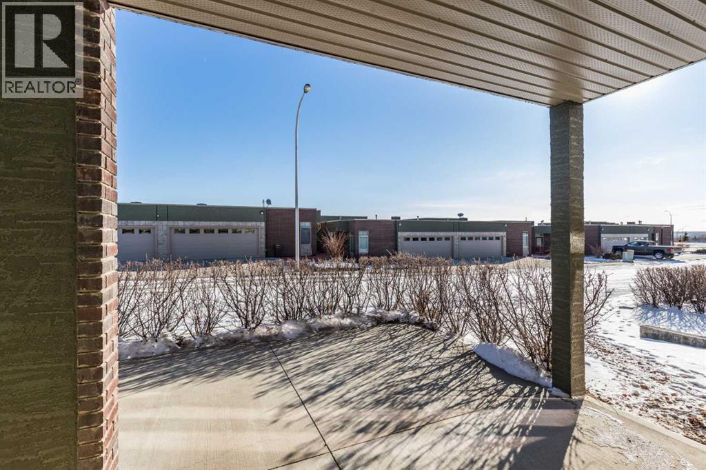 22 Palisades Lane Ne, Medicine Hat, Alberta  T1C 2B4 - Photo 48 - A2281155