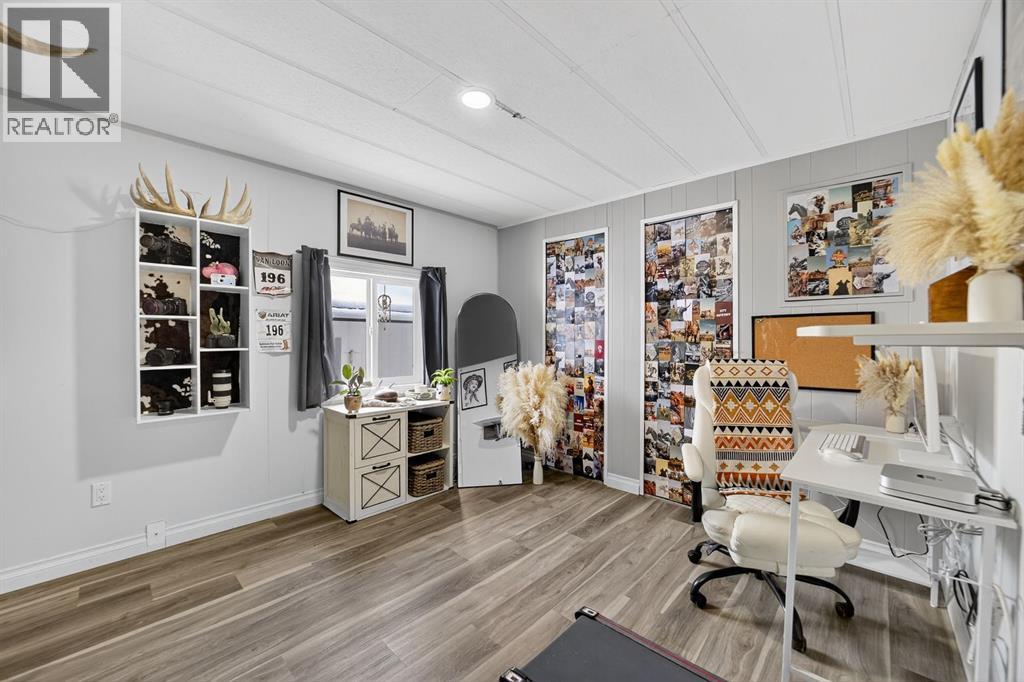 220 5 Street Nw, Sundre, Alberta  T0M 1X0 - Photo 14 - A2272348