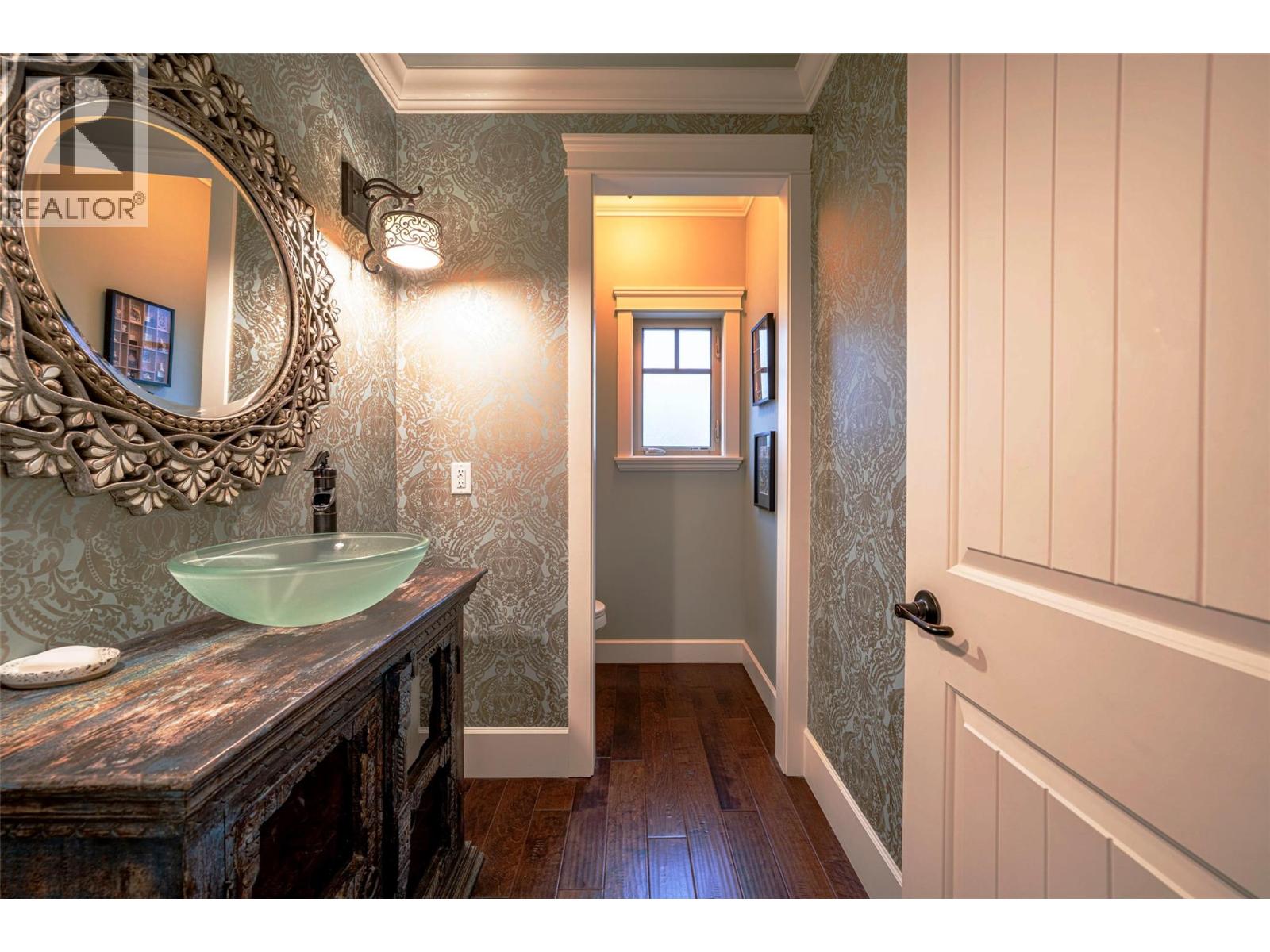 8784 Cortland Place, Coldstream, British Columbia  V1B 4B8 - Photo 11 - 10373472